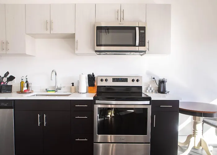 Flexhome Skywalk To Fiserv U10 With Rooftop, Gym, And Parking